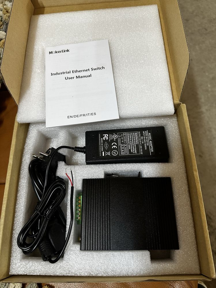 MokerLink IND-G041GP - 5-портовий PoE Gigabit DIN-DIN комутатор
