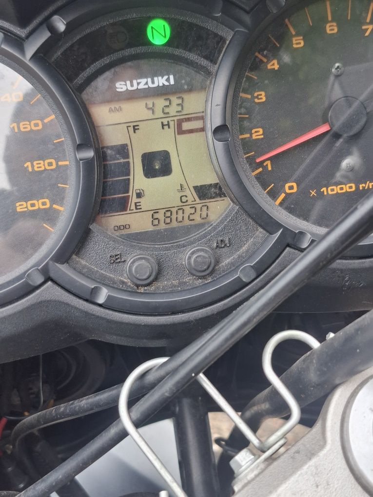 Suzuki dl 650 V-strom