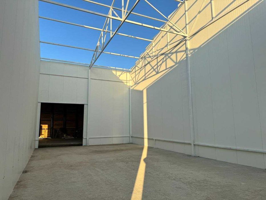 Безкаркасні та каркасні Ангари ПІД КЛЮЧ Склади, Цехи Сендвіч Панелі