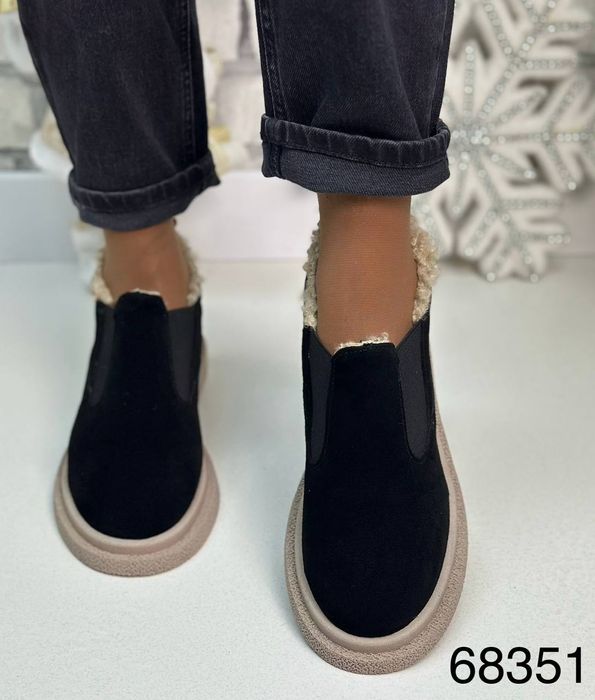 Жіночі шкіряні зимові черевики в кольорах