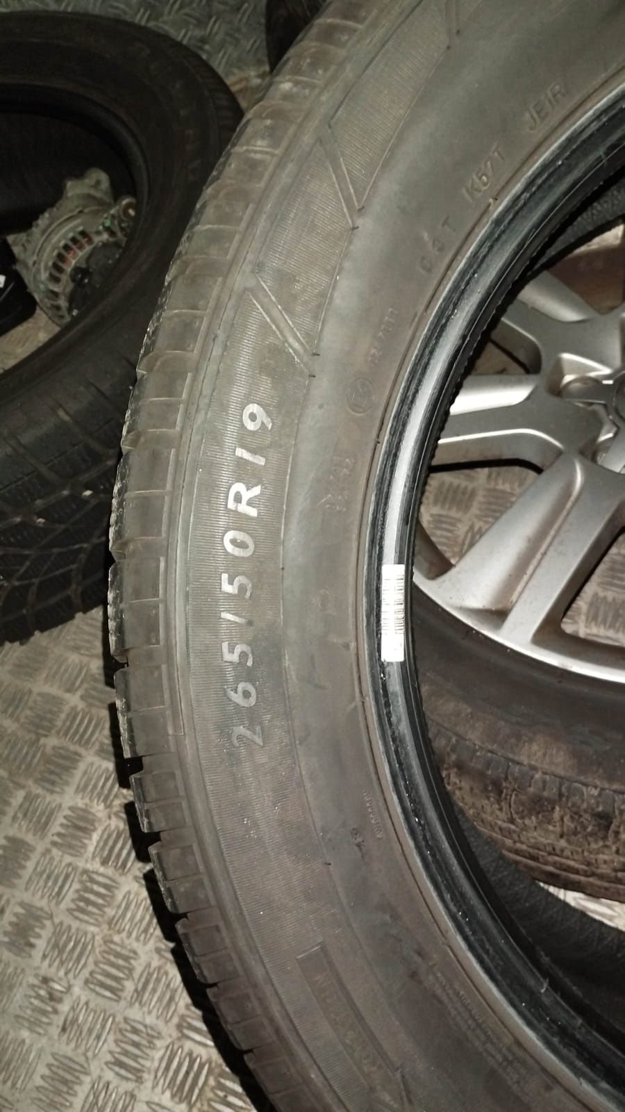 Зимова гума 265/50/R19 Dunlop