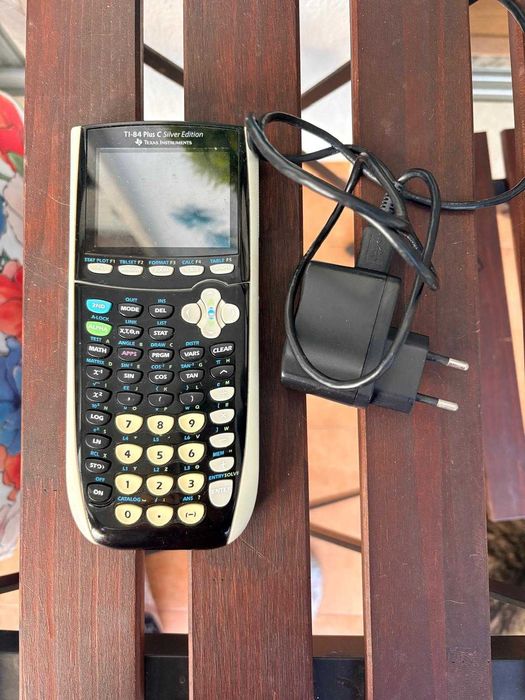 calculadora gráfica Texas Instruments TI 84 Plus C Silver Edition