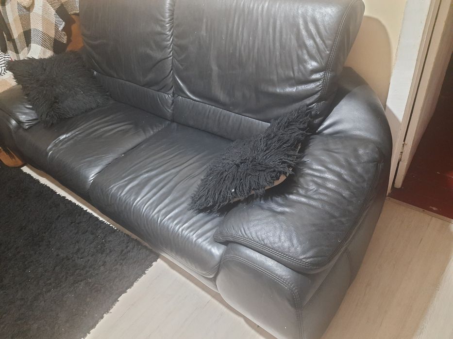 Диван кожанный самовывоз