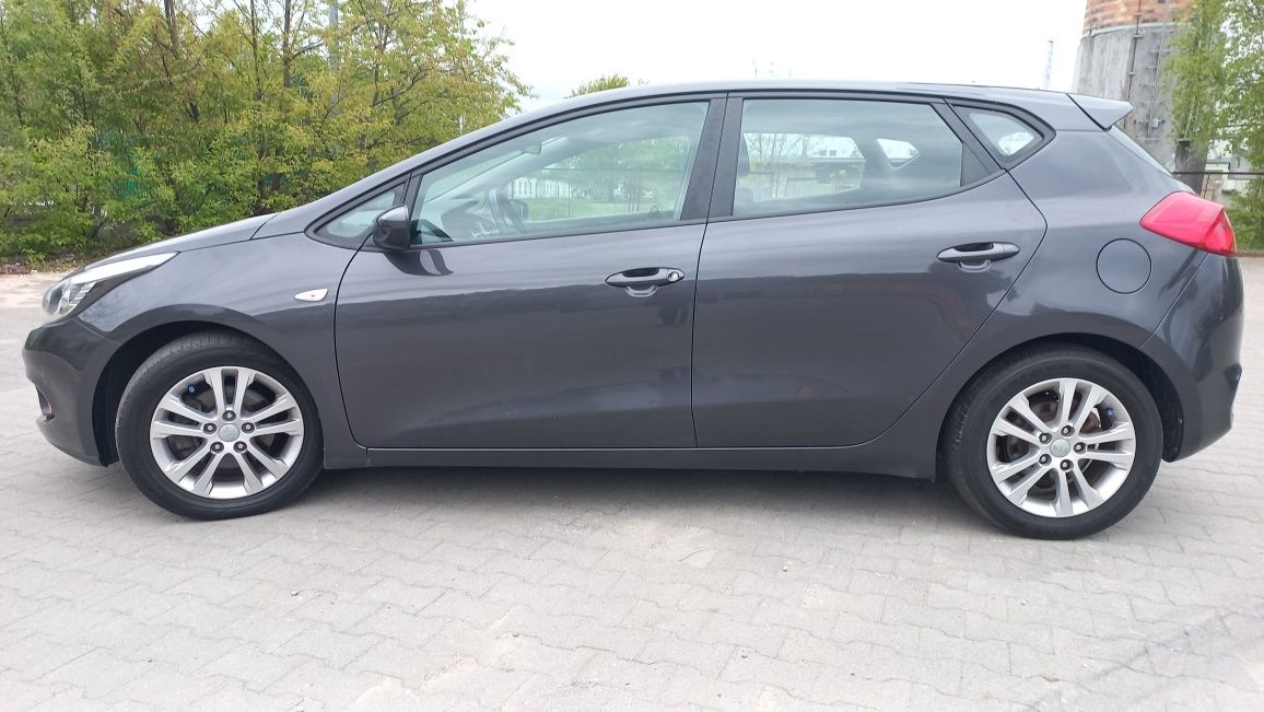 Kia Cee'd  hatchback