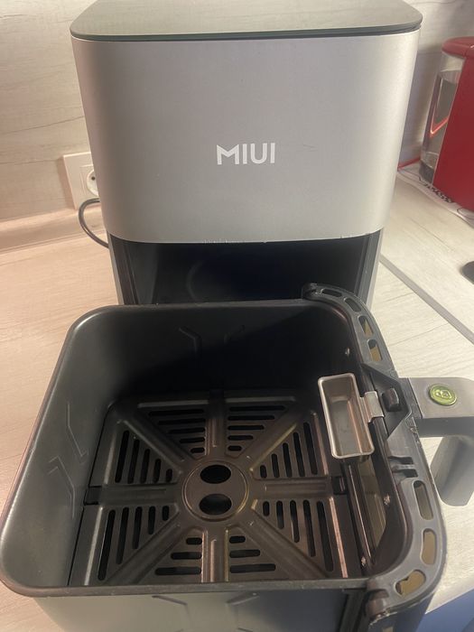 Аерогриль Miui 5л.