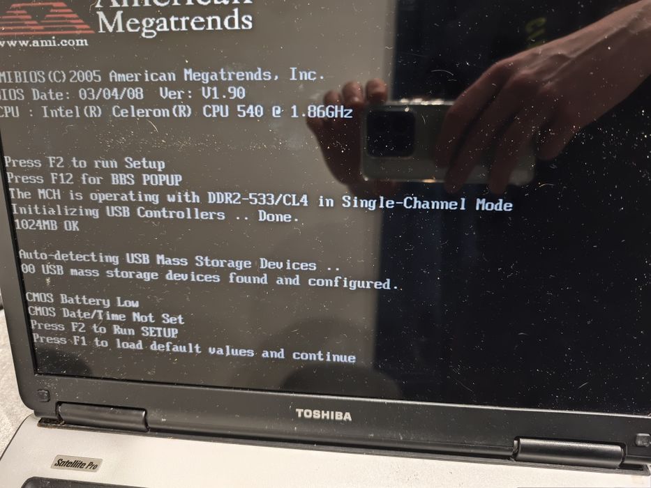 Toshiba satellite Pro L40 uszkodzony