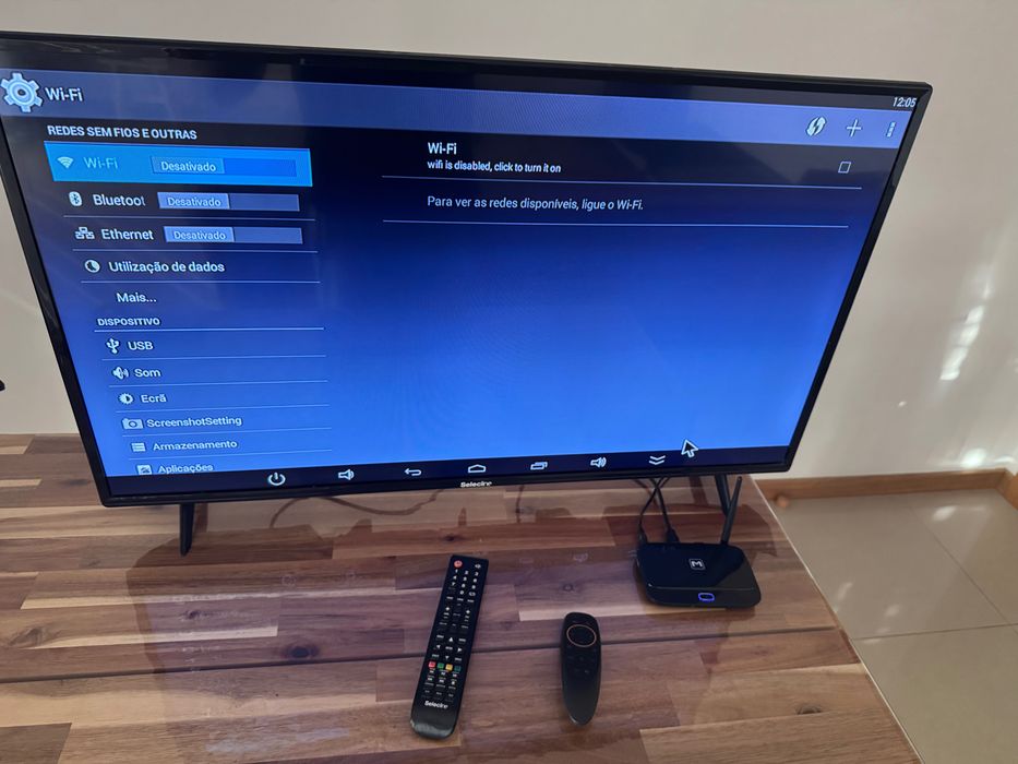 Tv 100cm + box android