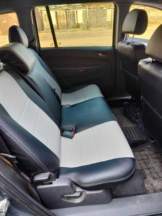 Opel Zafira 2012