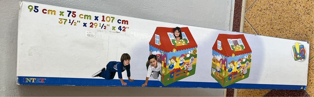 Domek Intex dom, ogród