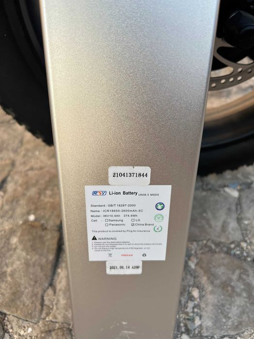 Vendo bicicleta elétrica ADO A20F, praticamente nova...
