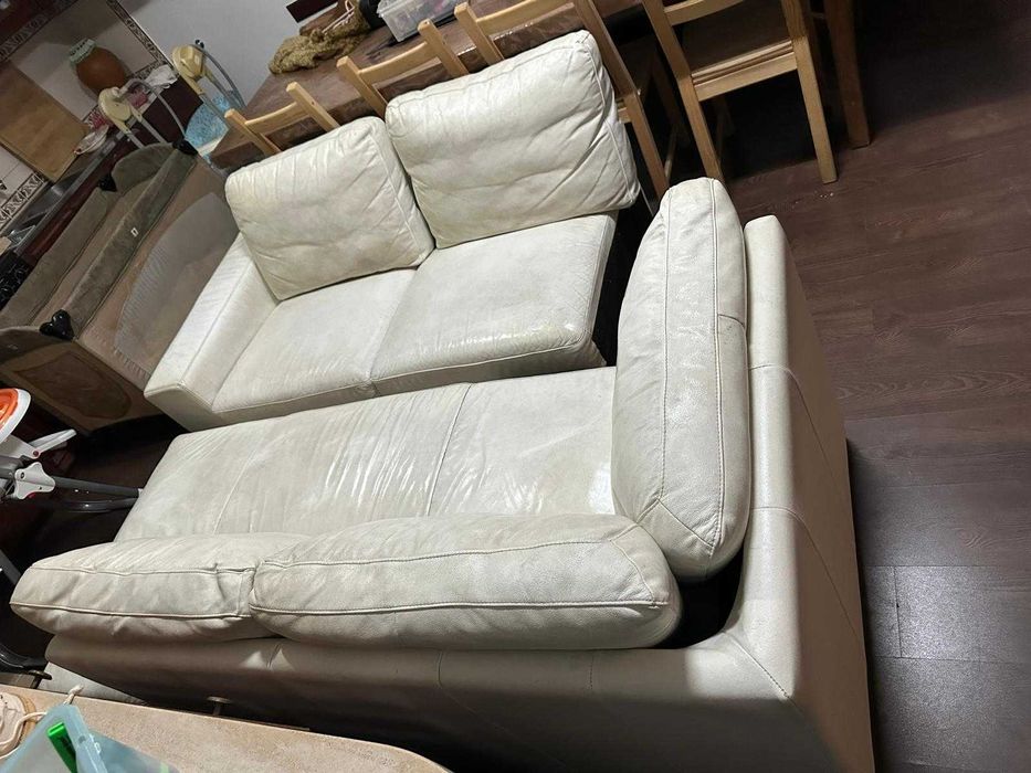 Sofa de canto em pele 260x210