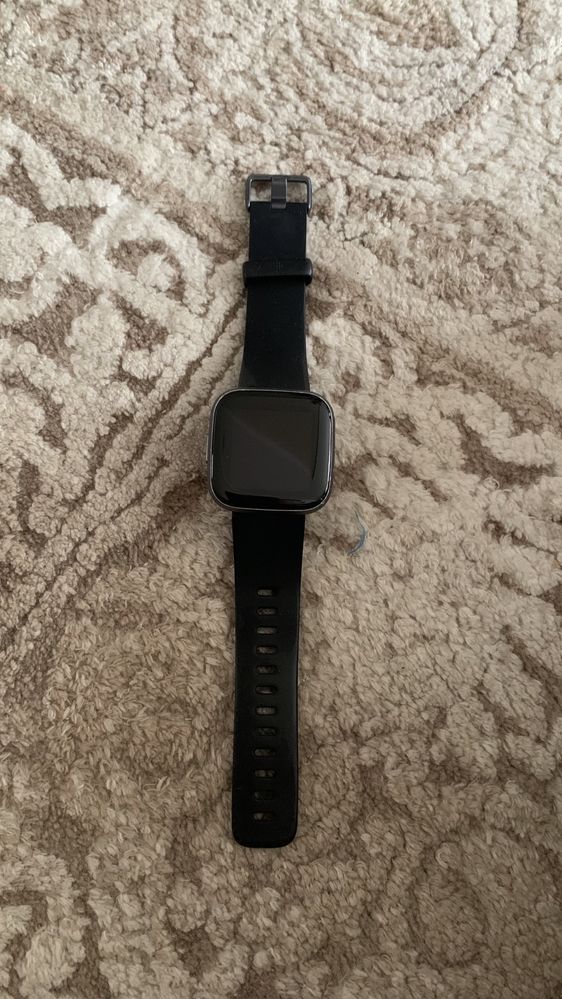 Часи  Fitbit Versa2