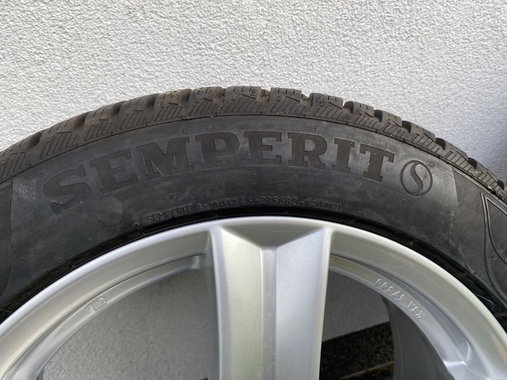 Koła zimowe AUDI A4 5x112 225/50/R17 SEMPERIT 8.2mm DOT 2818