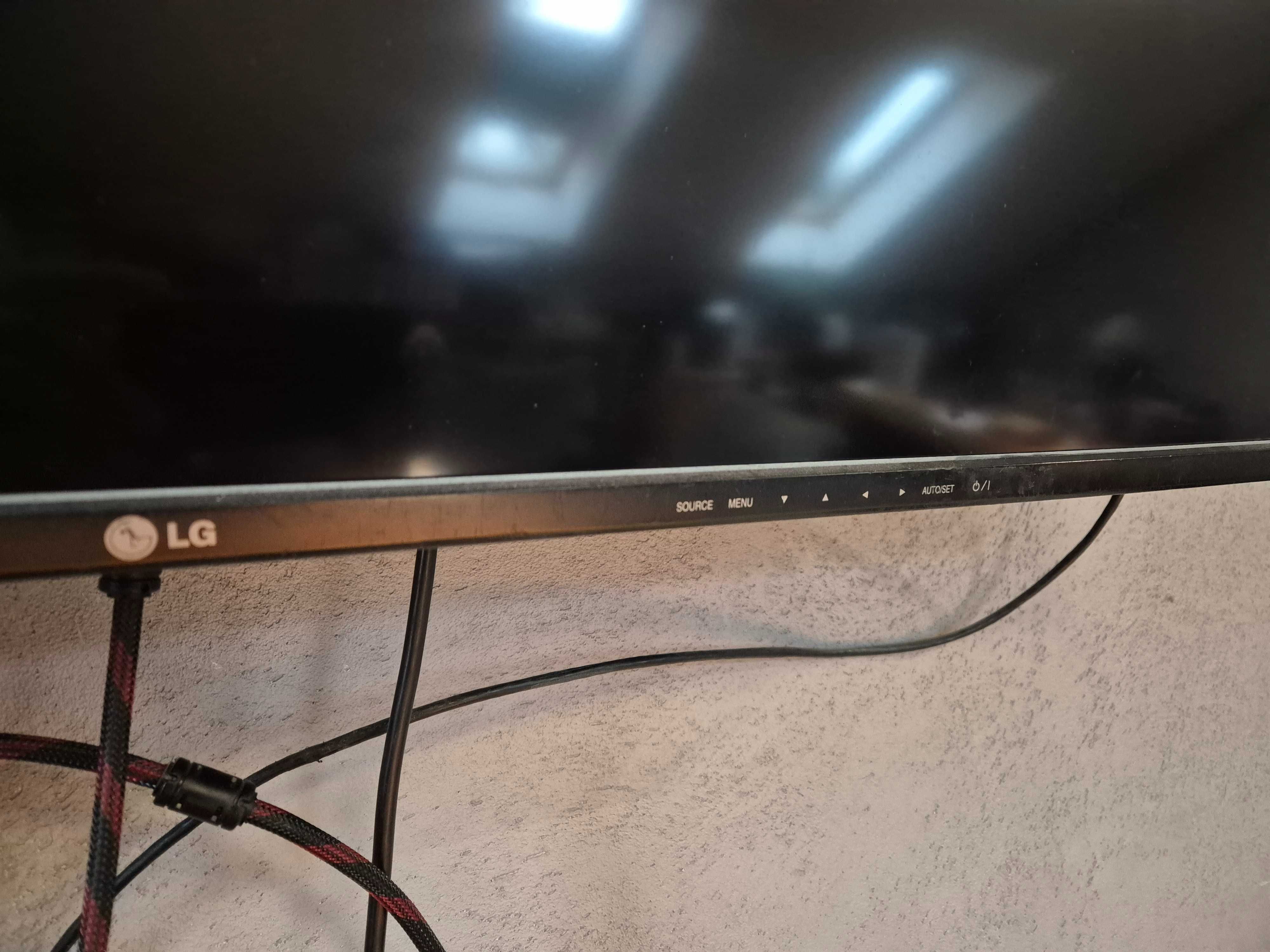 Ekran LG Flatron 42 cale