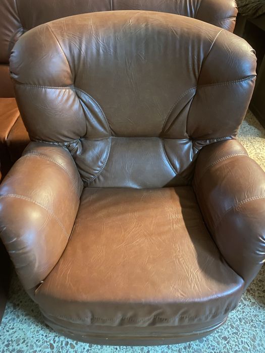 Sofa de sala em estado novo