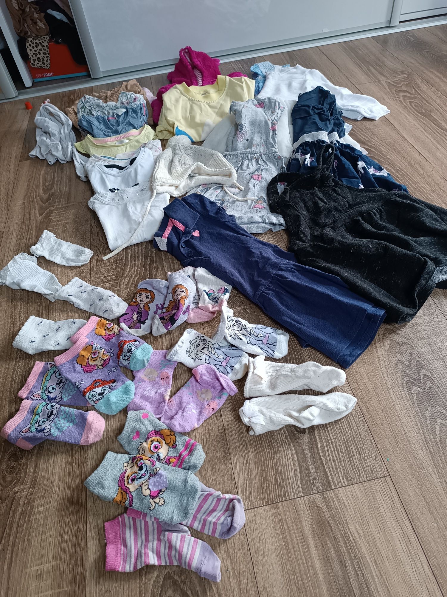 Mega paka ubrań dla dziewczynki 92