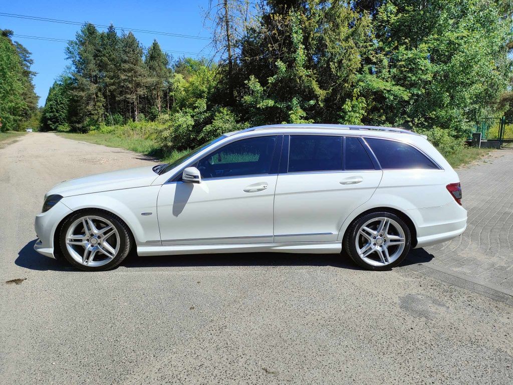 Mercedes Benz C-klasa 4-Matic pakiet AMG