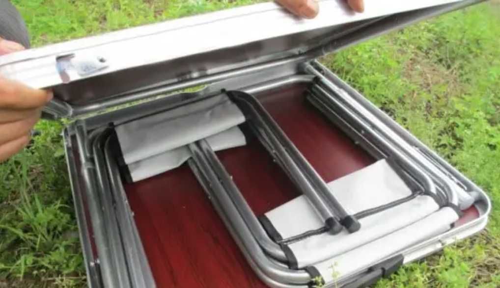 Розкладний стіл алюмінієвий для пікніка і 4 стільця чемодан коричневий
