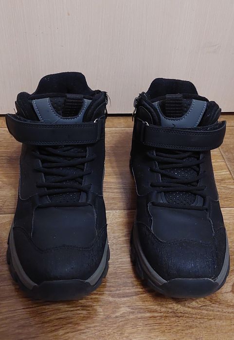 Зимові ботинки 35р.