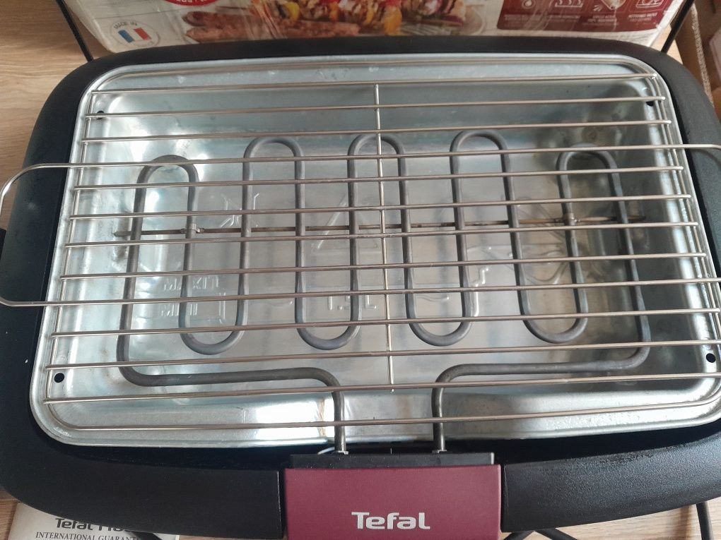 Tefal grill elektryczny z nożkami 2300w