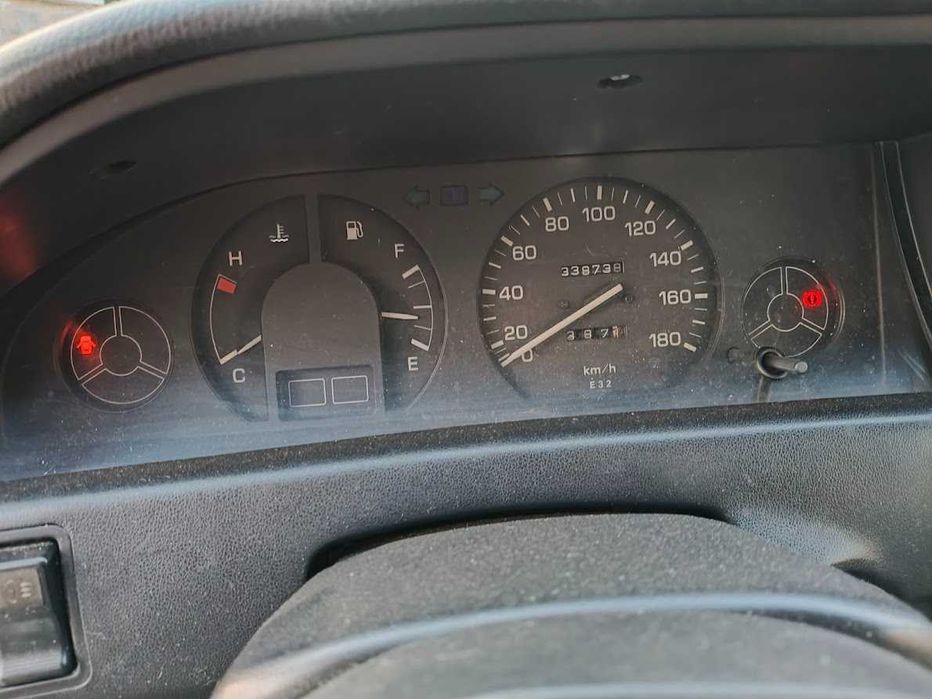 Toyota Corolla 1800D - 5 lugares
