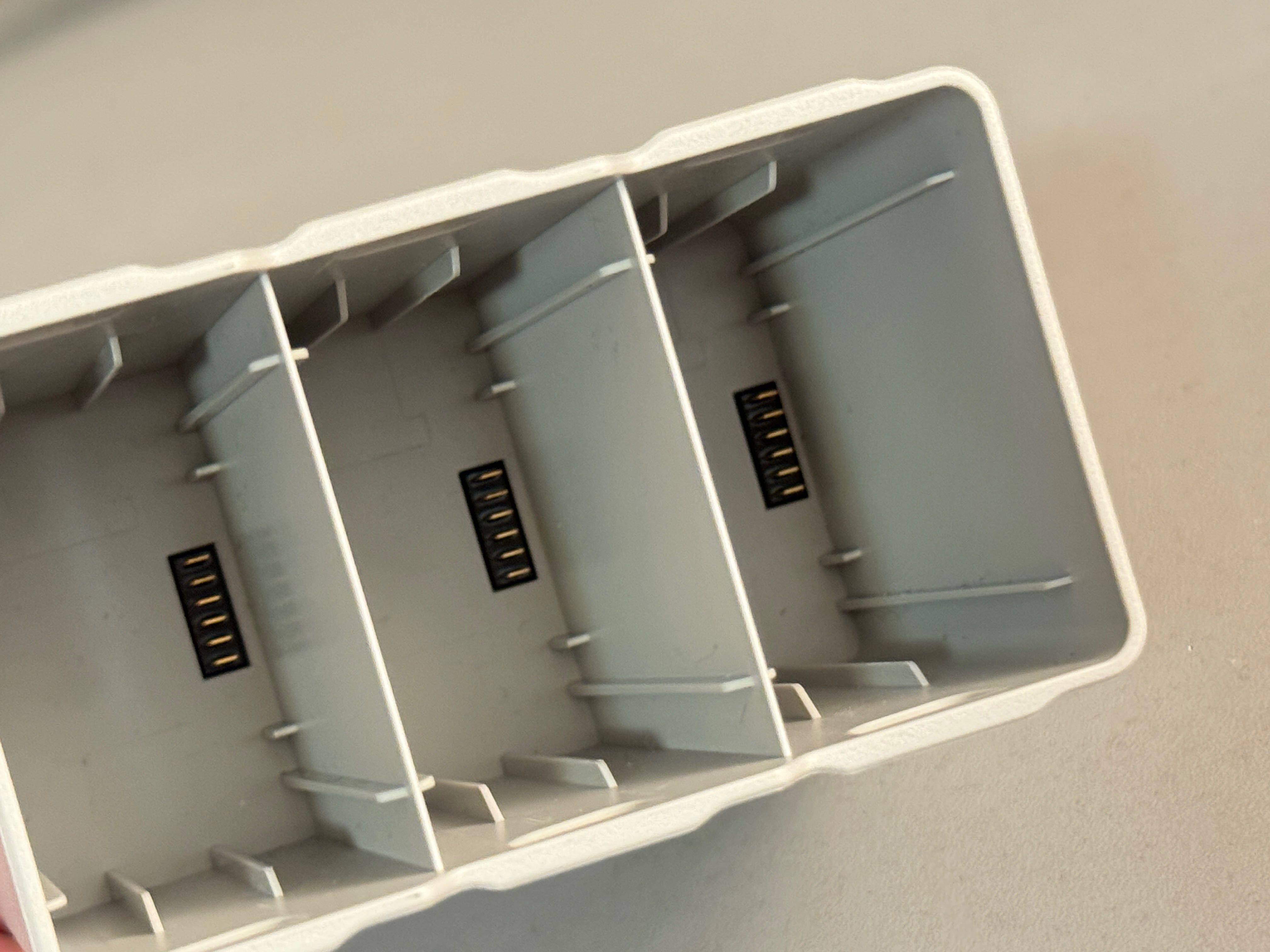 Dwukierunkowy hub 3x ładujący DJI mini 3 Pro / mini 4 Pro