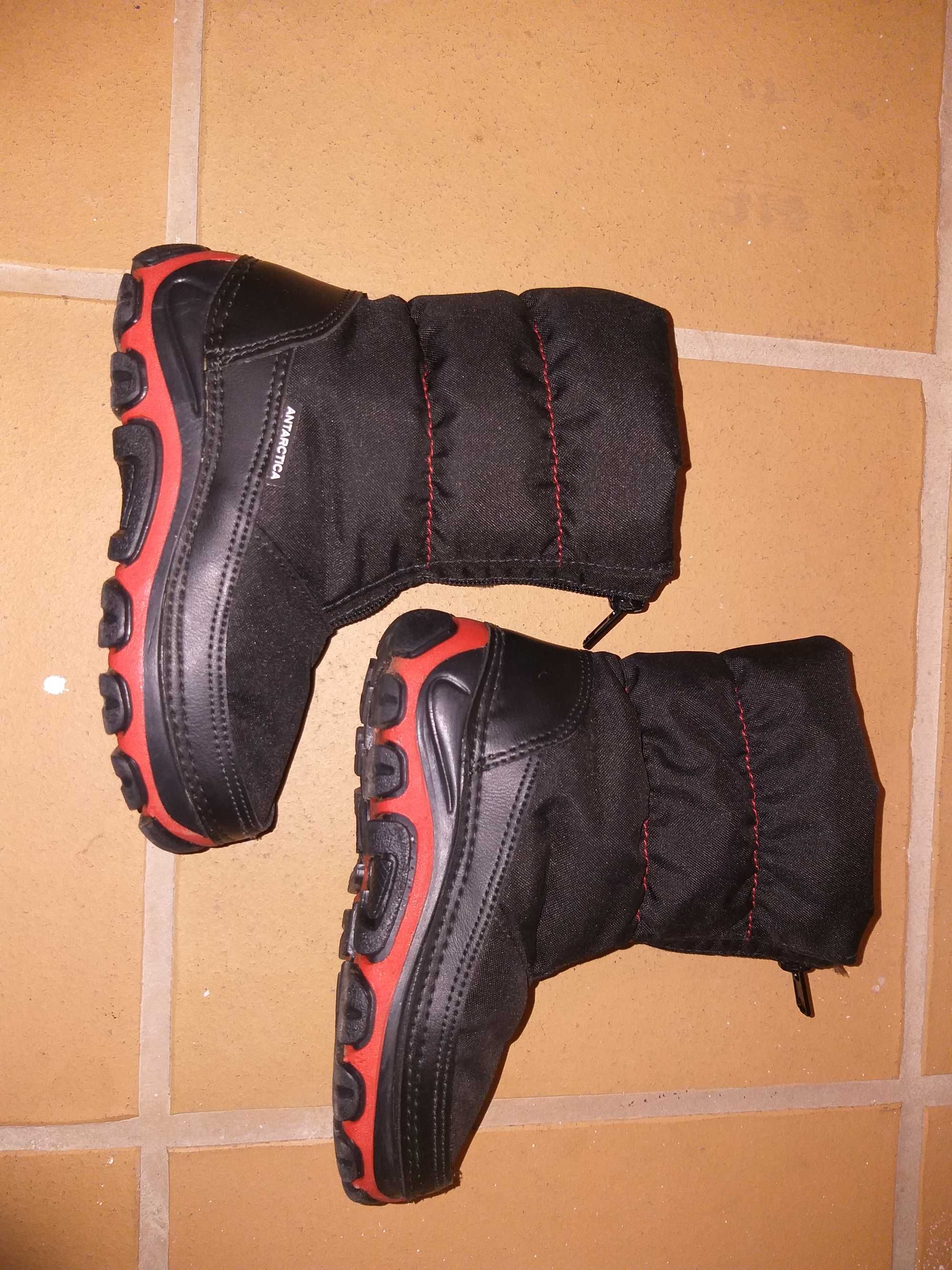 Botas impermeáveis para neve