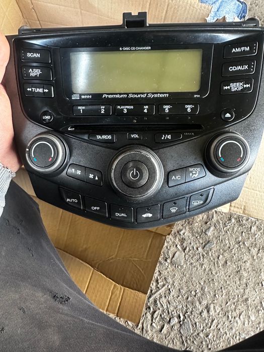 Рідна магнітола хонда акорд7