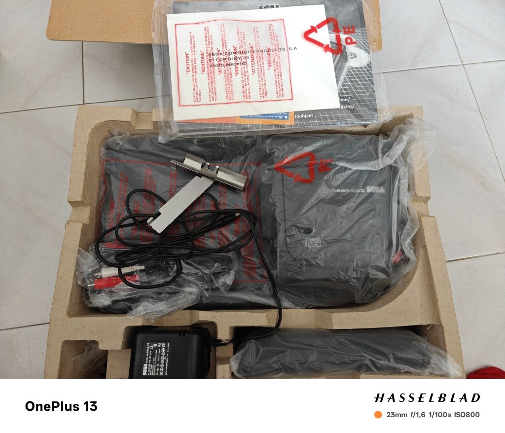 Sega Mega CD 2 com caixa
