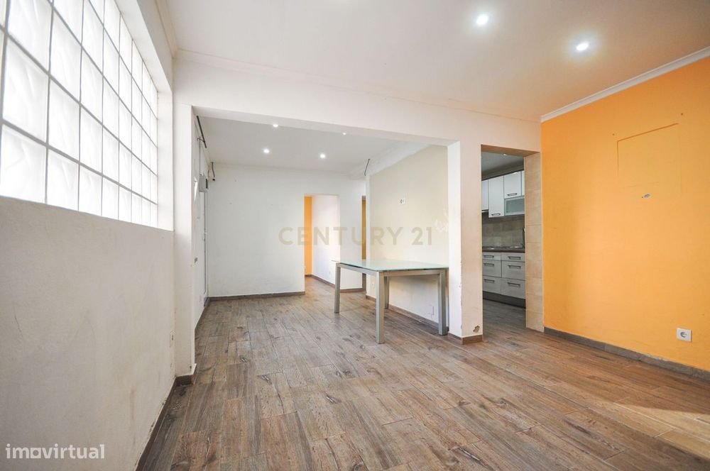 Oportunidade Única – Moradia T2 com Logradouro e Terraço Guizanderia –