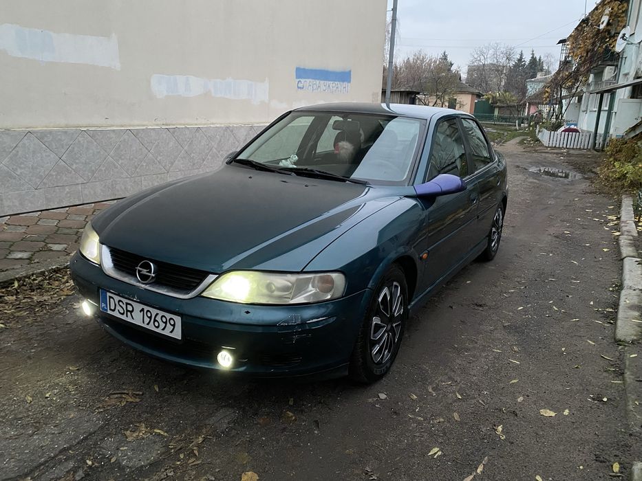 Продам Opel Vectra B 1.8 ‘2000