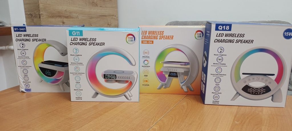 Lampka LED RGB głośnik zegar