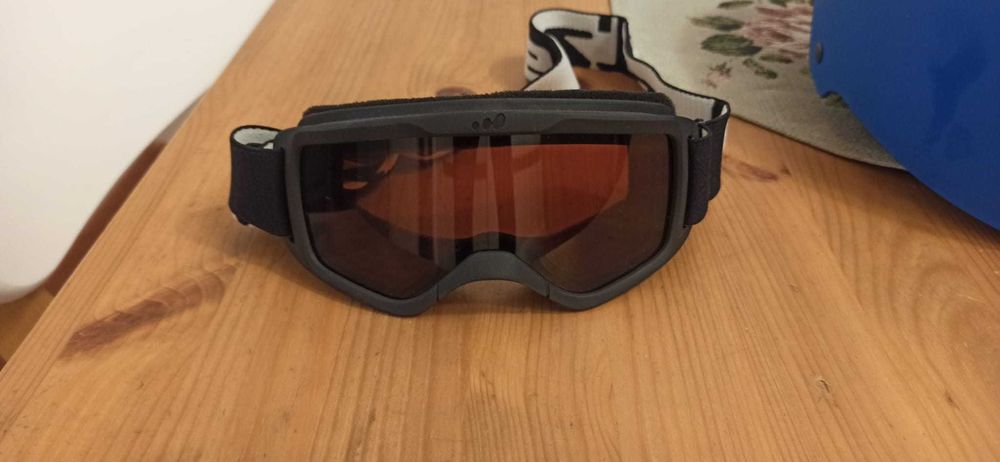 Narty z wyposażeniem