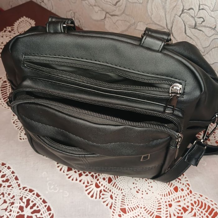 Женская сумка (рюкзак )