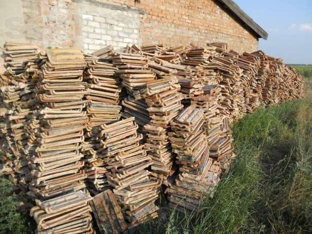 Продам красную черепицу б/у