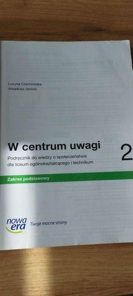 W centrum uwagi 2 podręcznik zakres podstawowy