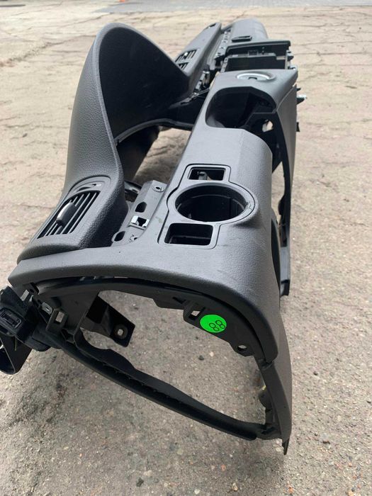 deska rozdzielcza konsola kokpit volkswagen passat b6 b7