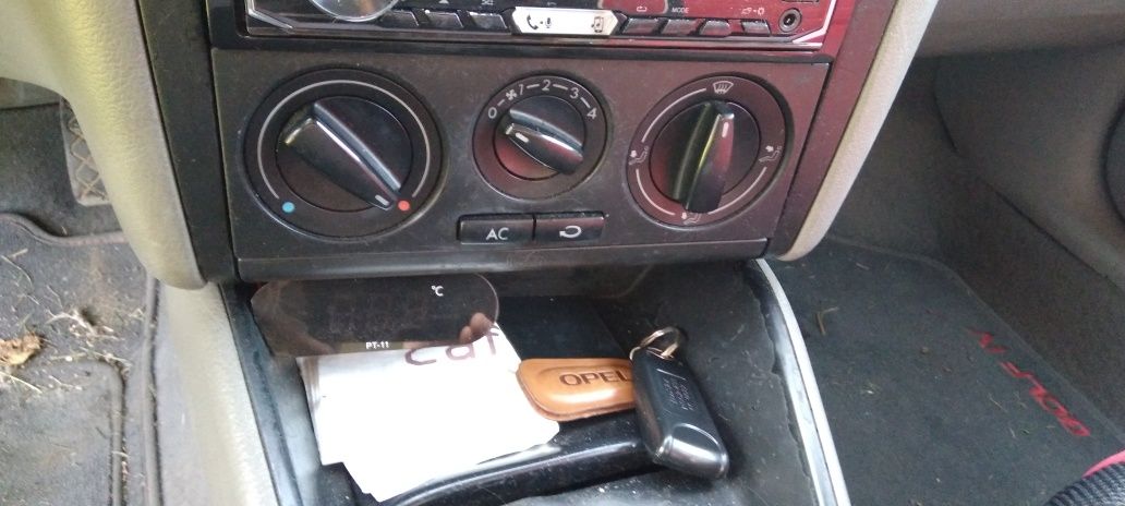 VW Golf 4. 1,9 TDI 90 km. Stan BDB!