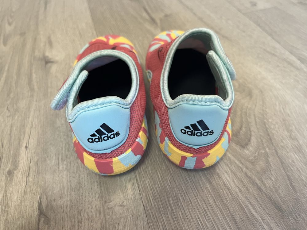 Sandały marki adidas 23