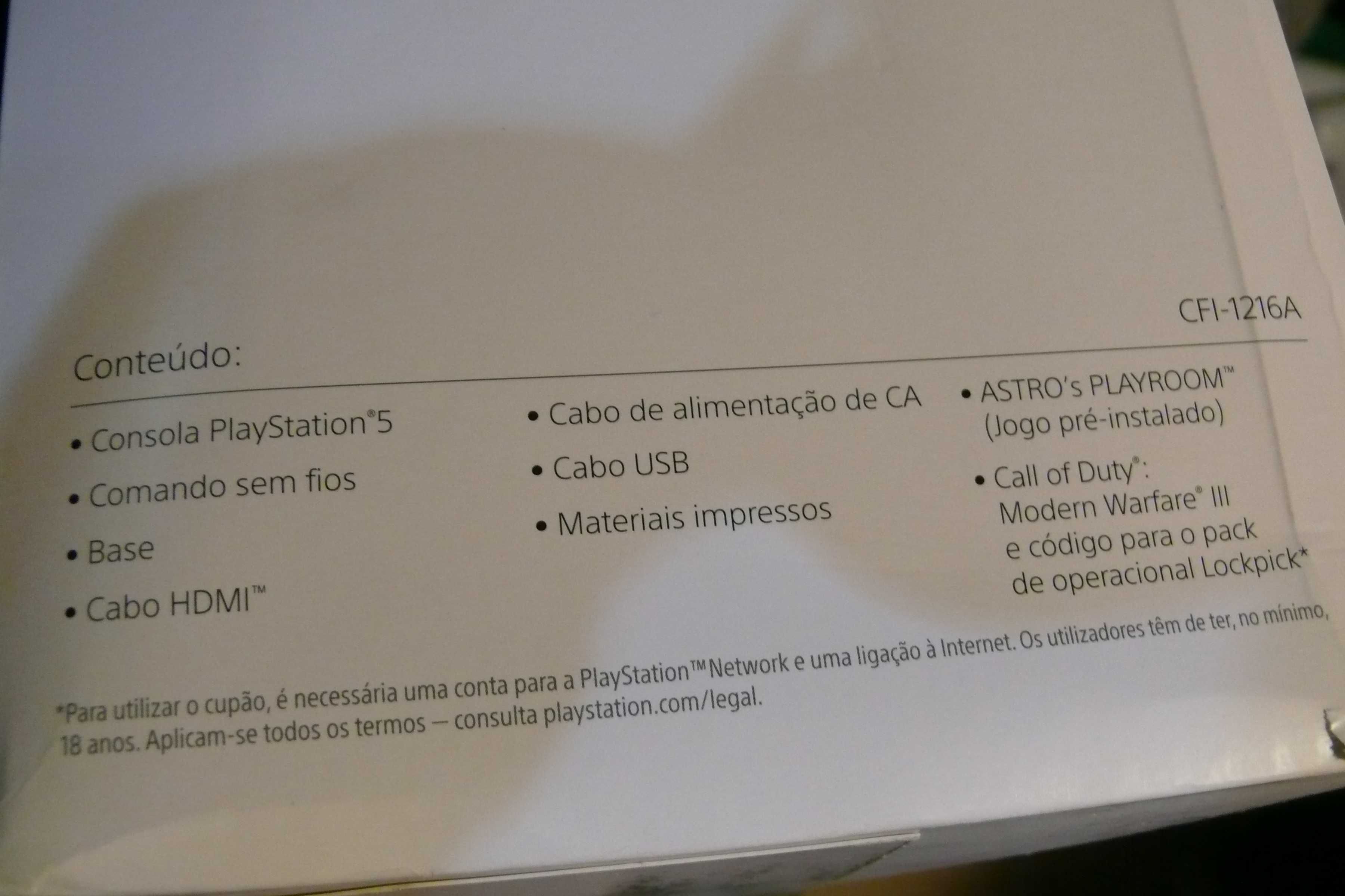 PlayStation 5 Slim - Pacote Call of Duty Modern Warfare III