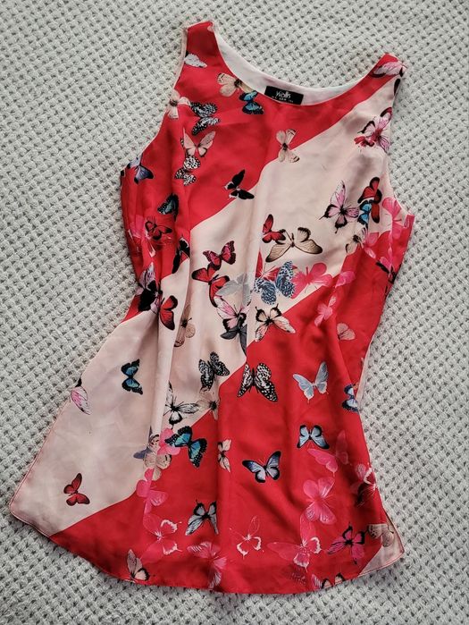 Hit na jesień Piękna bluzka damska bez rękawów print motyle rozm. M