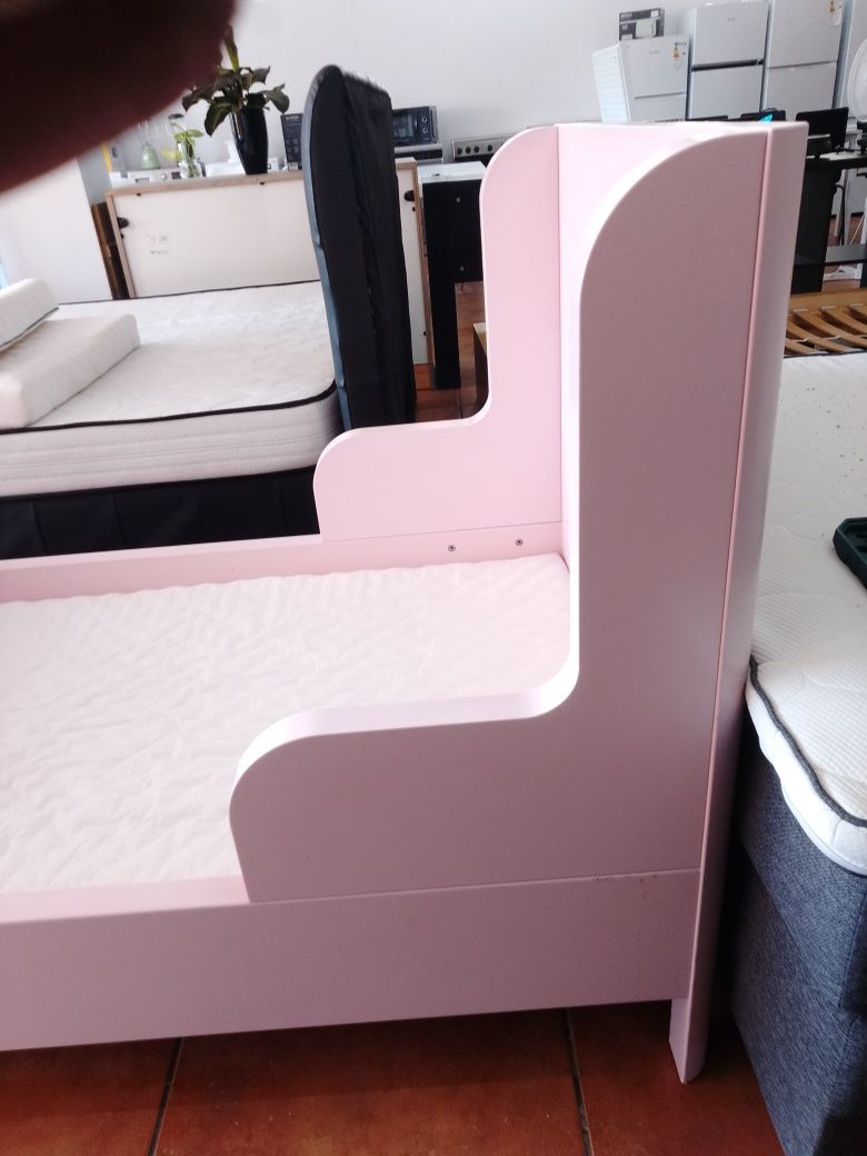 Cama de Criança Extensível IKEA (Óptimo Estado)