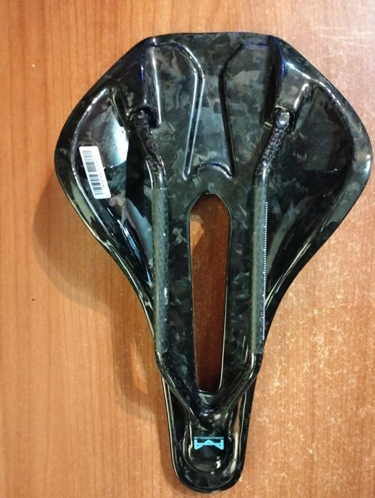 Selim carbono RYET ultimate novo