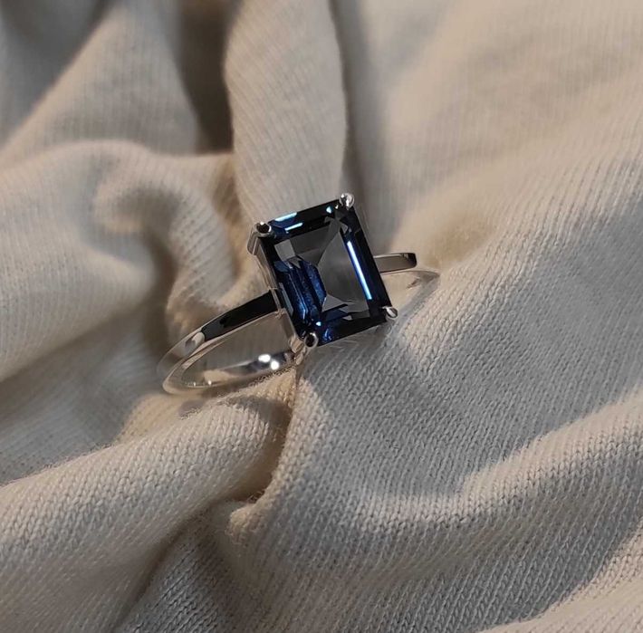 London Blue topaz w srebrze 925