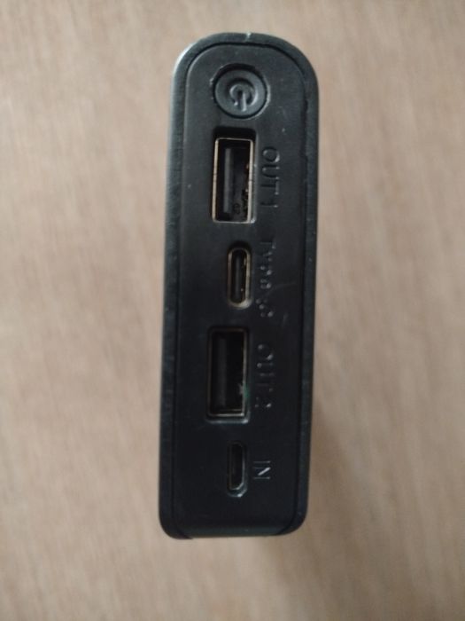 Павербанк 20000 mAh,в идеальном состоянии.