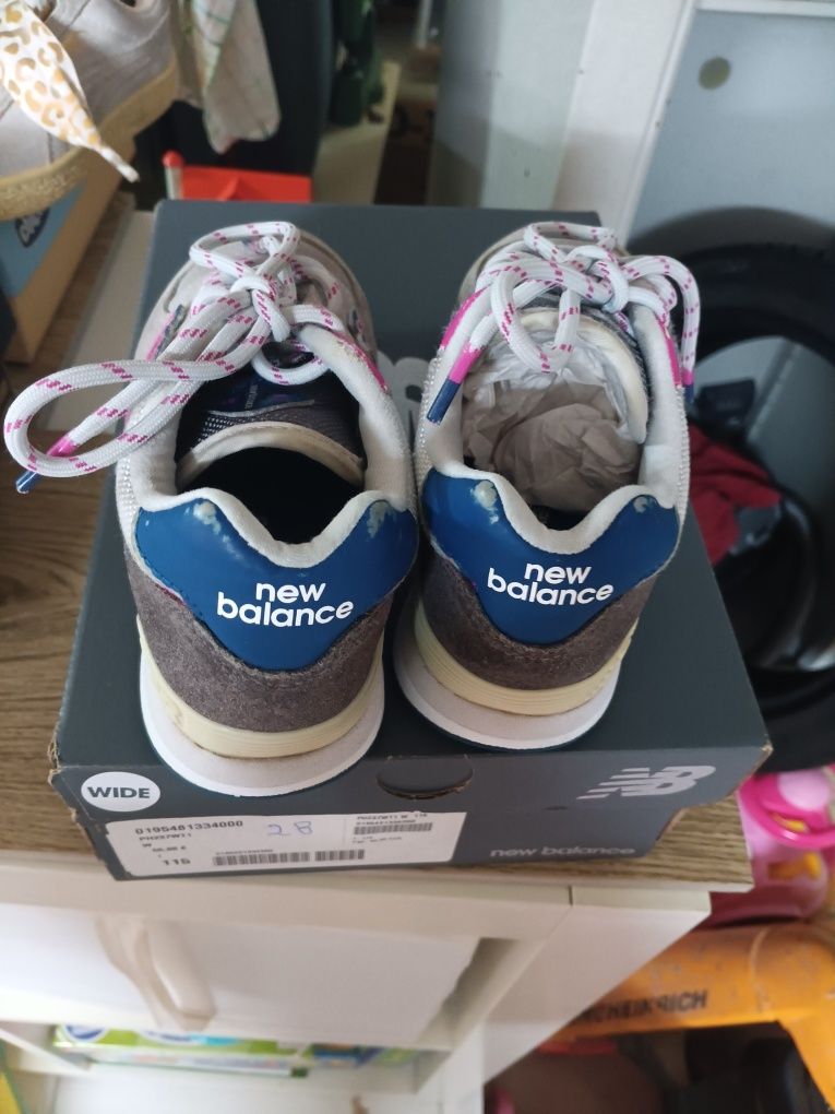 Tenis New Balance menina n28