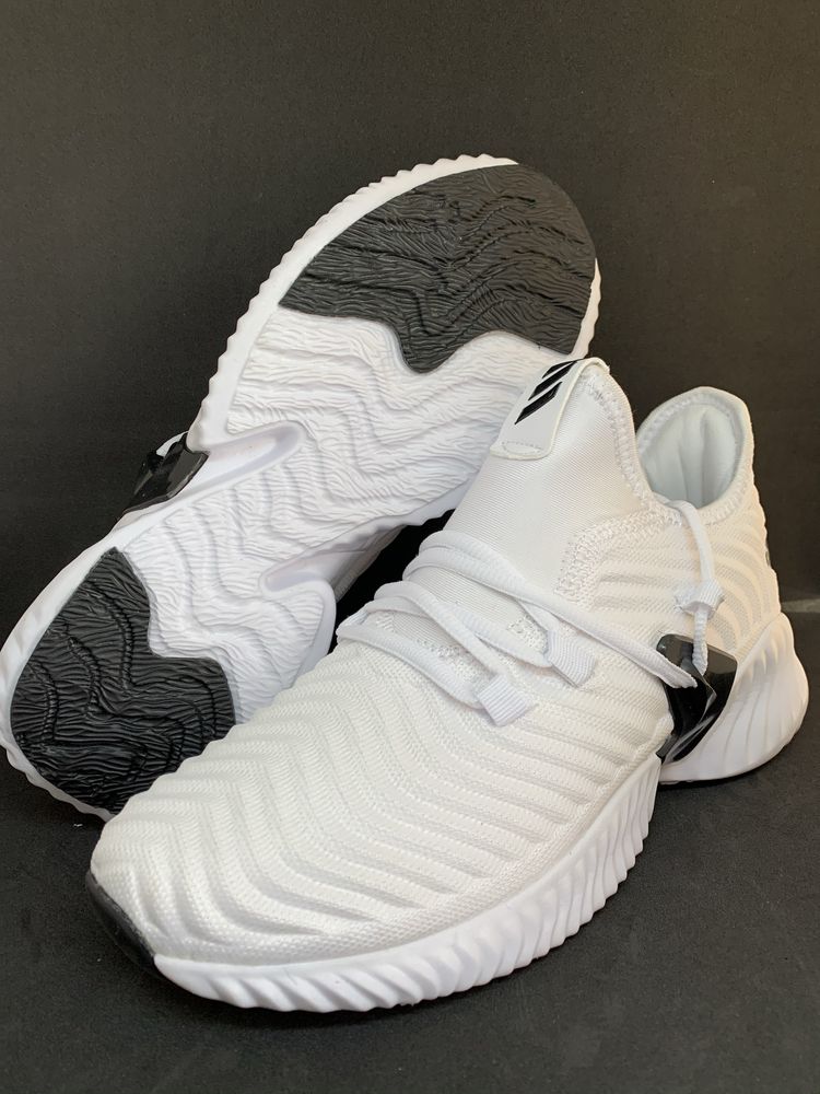 Кросівки adidas білі