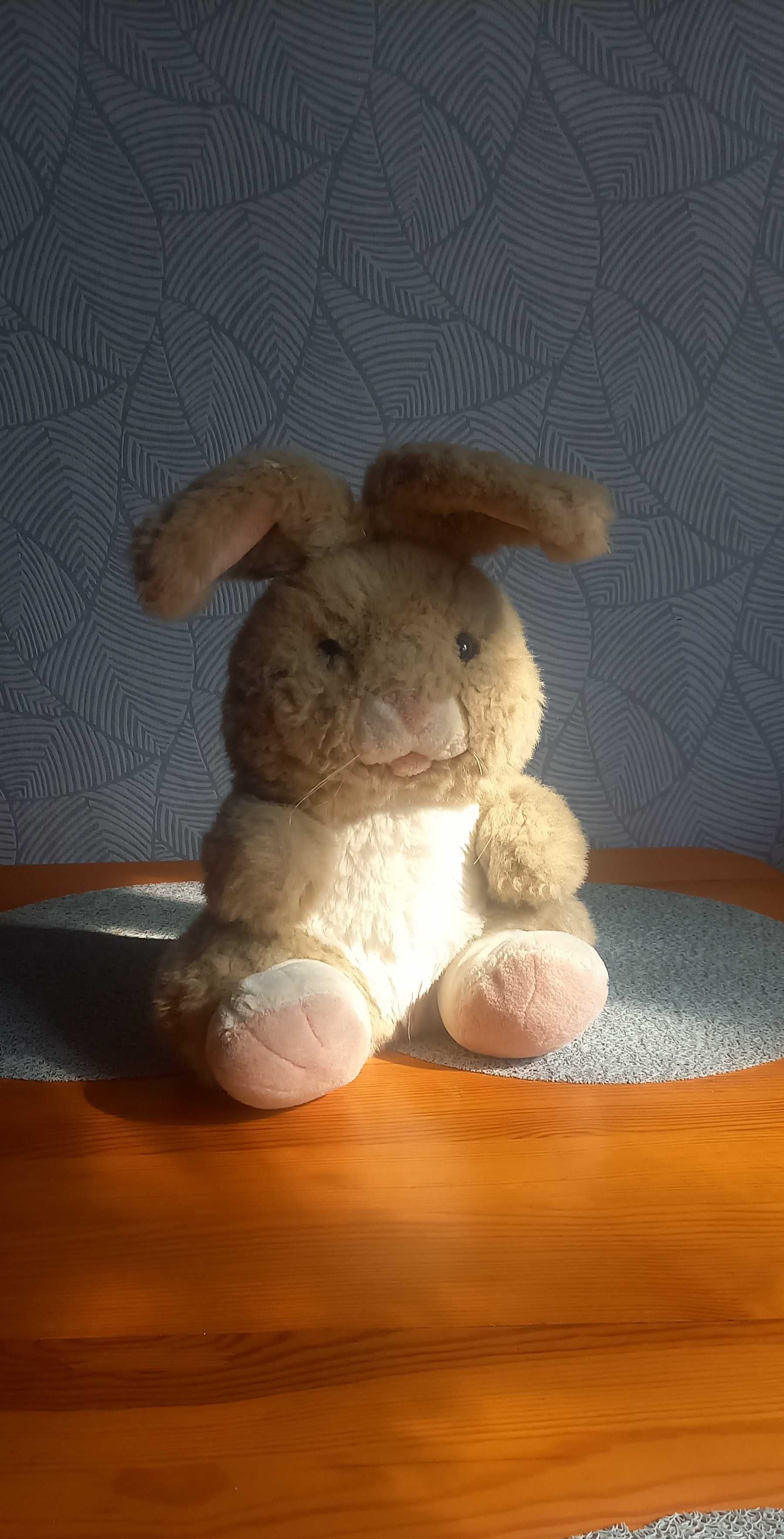 Maskotka królik duży pluszak 35cm