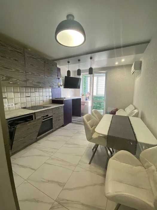 Продам 2к квартиру в ЖК Садовый (18208)