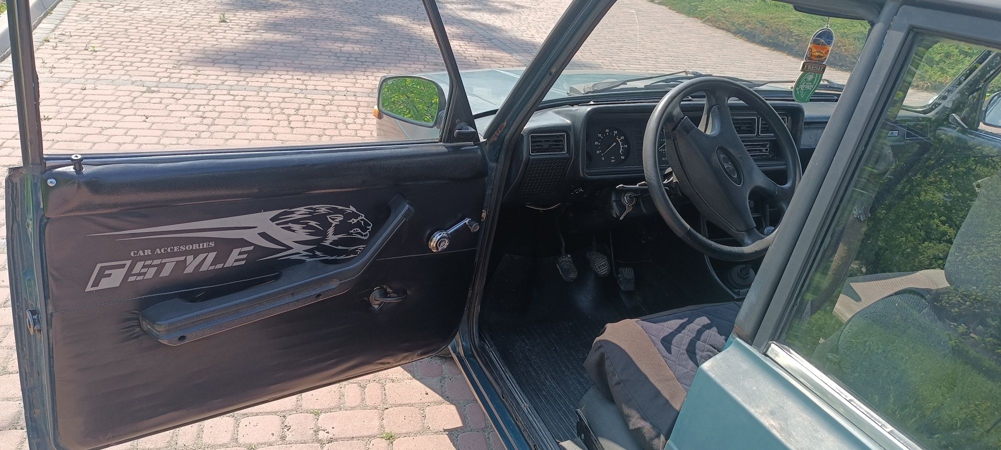 Ваз 2104 2002р находу